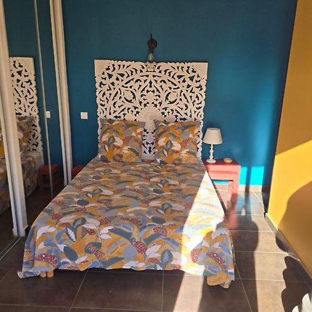 Ferienwohnung El Padre Y El Hijo D Elne Exterior foto